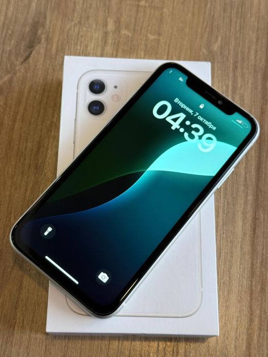 Белый Iphone 11 128 ГБ