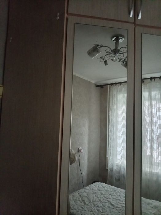 Шкаф угловой с антресолью