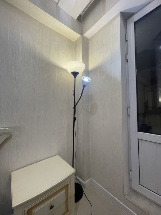 продается светильник