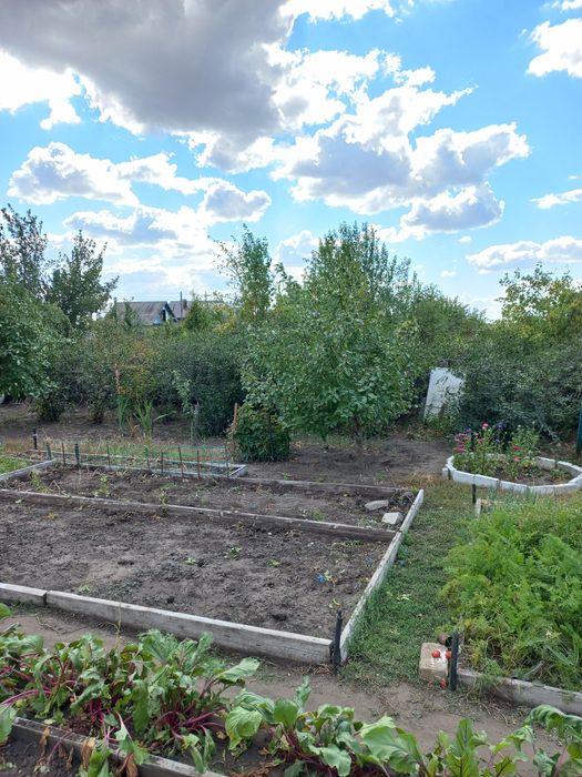 Продаётся  дача.