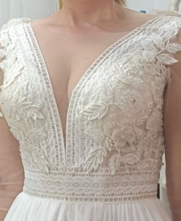 Rochie de mireasa cu mâneci