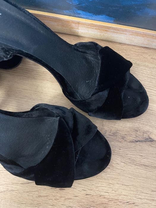 Красиви черни дамски сандали Hudson London размер 41