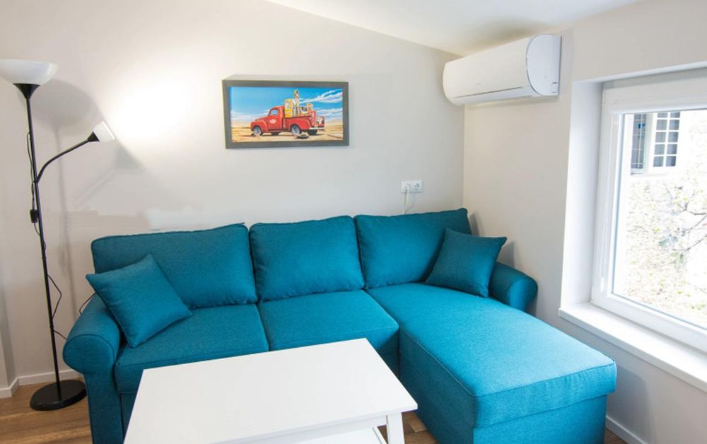 Дава се под наем Двустаен апартамент в София, Докторски паметник - 55 кв.м за 600 € - Снимка #1