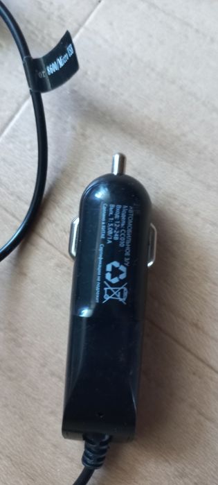 Авто зарядка для телефона