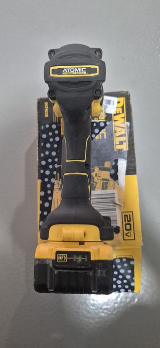 Гайковерт Dewalt DCF921