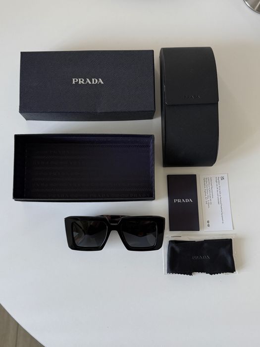 Очки Prada новые, оригинал