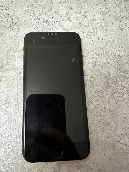 Продам iphone 7