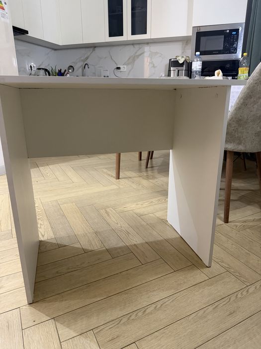 Рабочий стол/парта