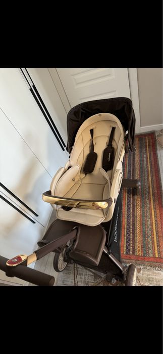 Коляска прогулочная