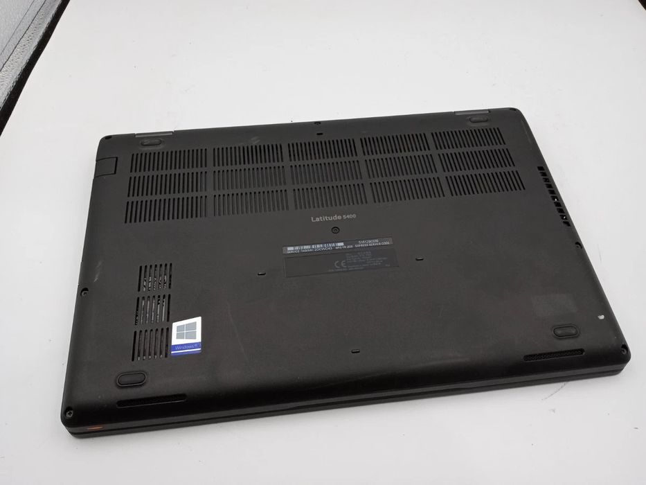 Лаптоп DELL Latitude 5400 Touch Screen 14" FHD i5-8365U / 16GB RAM / 2