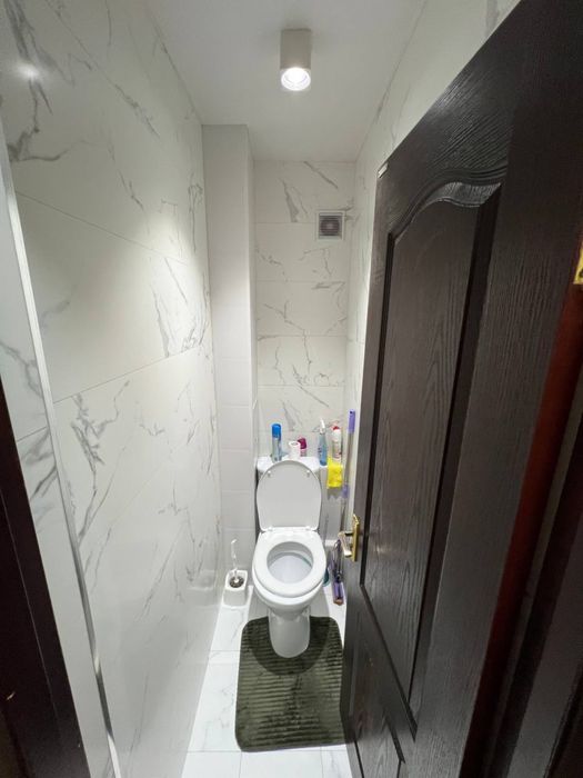 Своя !!!  2-х комнатная 2 этаж рисовый базар.