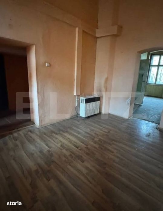 Apartament cu 3 camere, 89.40 mp, zona Centrala — fotografia 1
