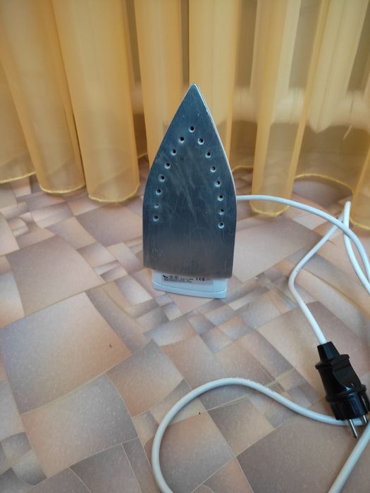 Продам утюг в рабочем состоянии