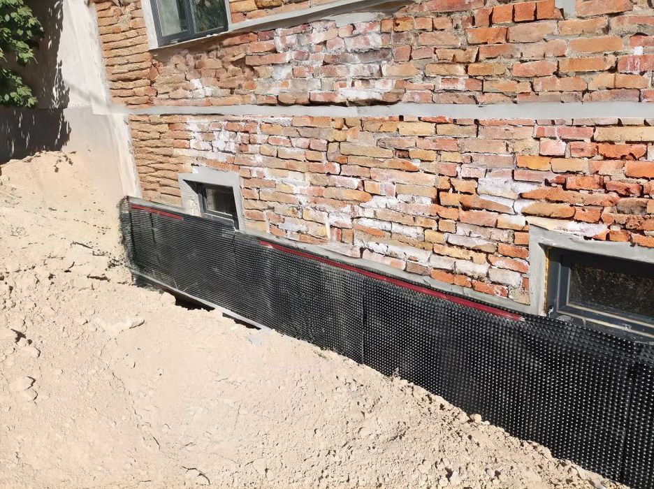 Профилированная\ дренажная мембрана для благоустройства