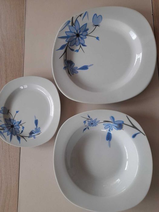 Порцеланов сервиз за хранене 18 части