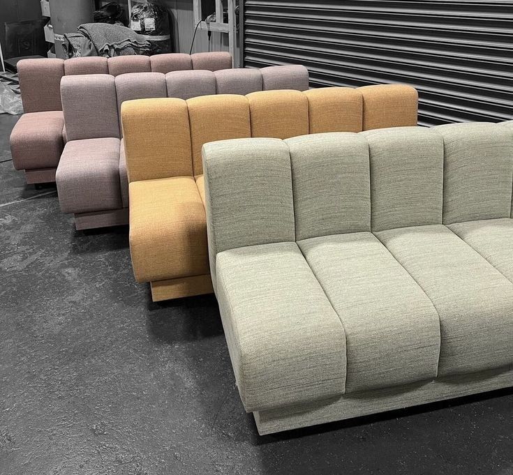 Реставрация мягкой мебели и изготовление