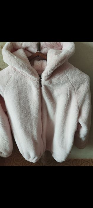 Куртка с капешоном