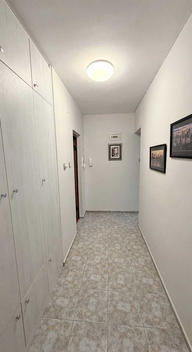 Дава се под наем Многостаен апартамент в Пловдив, Тракия - 155 кв.м за 990 € - Снимка #11