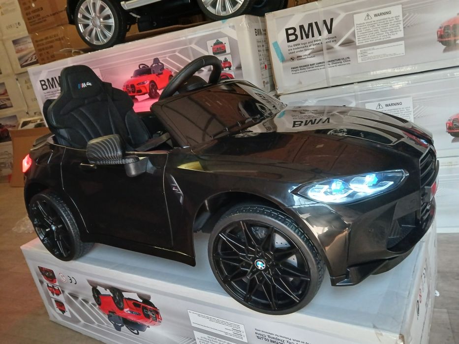 Чисто нови!Топ цена!Акумулаторна кола BMW M4 меки гуми,дистанционно,