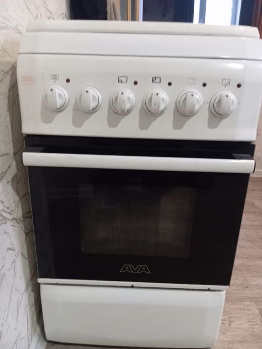 Продам плиту, в нормальном состоянии