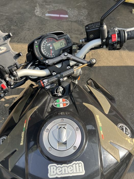 Moto Benelli  Tnt600i. Italia