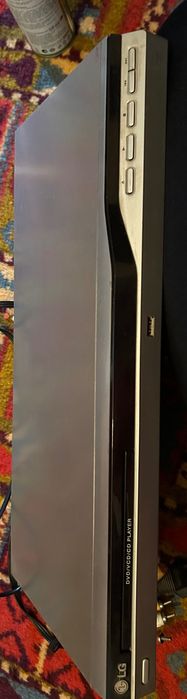 DVD проигрыватель LG