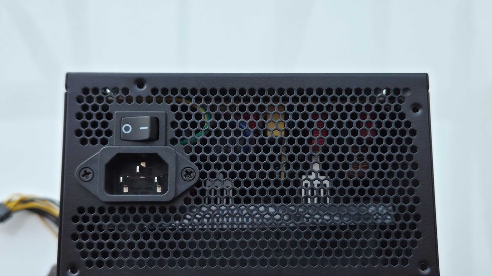 Захранване за компютър Cooler Master 600W (MPW-6001-ACABN1)