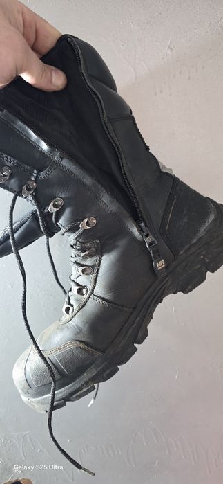 Продам спецобувь