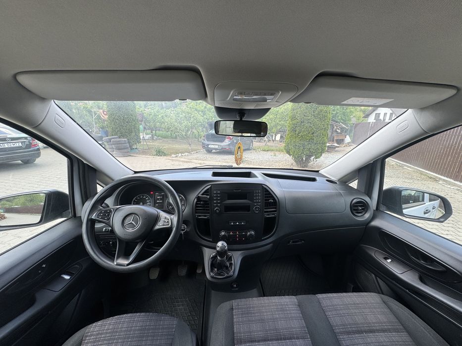 Mercedes vito 8+1