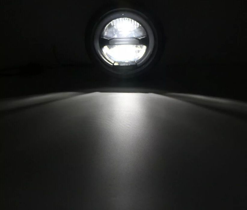 Лед фар за мотор