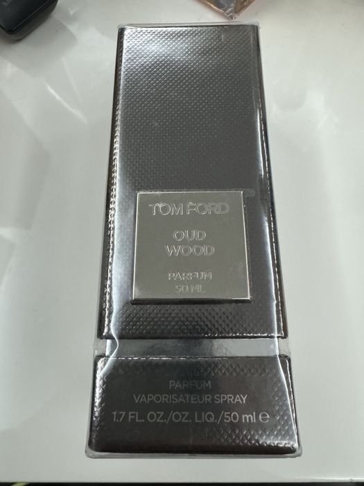 Tom Ford Oud Wood 50ml PARFUM, original, nou (a nu se confunda cu EDP)