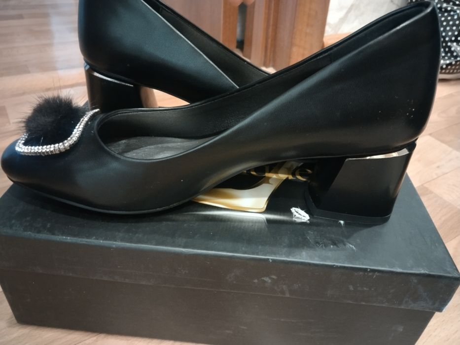 Продам туфли кожаный