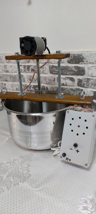 Amestecator automat pentru gemuri,  zacusca, bulion ,ketchup, crema de prajitura ,jumer etc