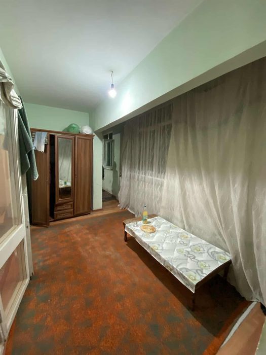 Kvartera 1 xonali yigitlar uchun 1 kishi olinadi