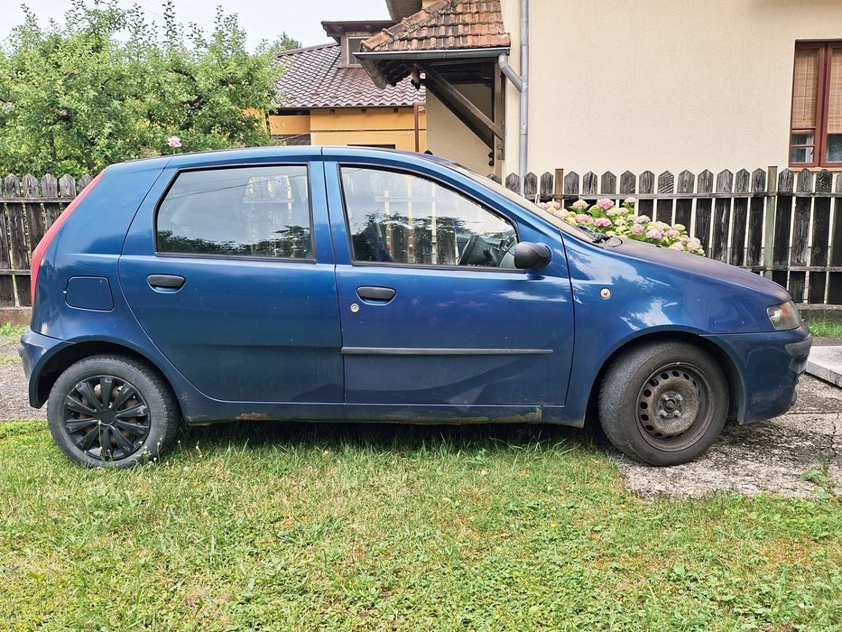 Fiat Punto 2003 -  Benzină