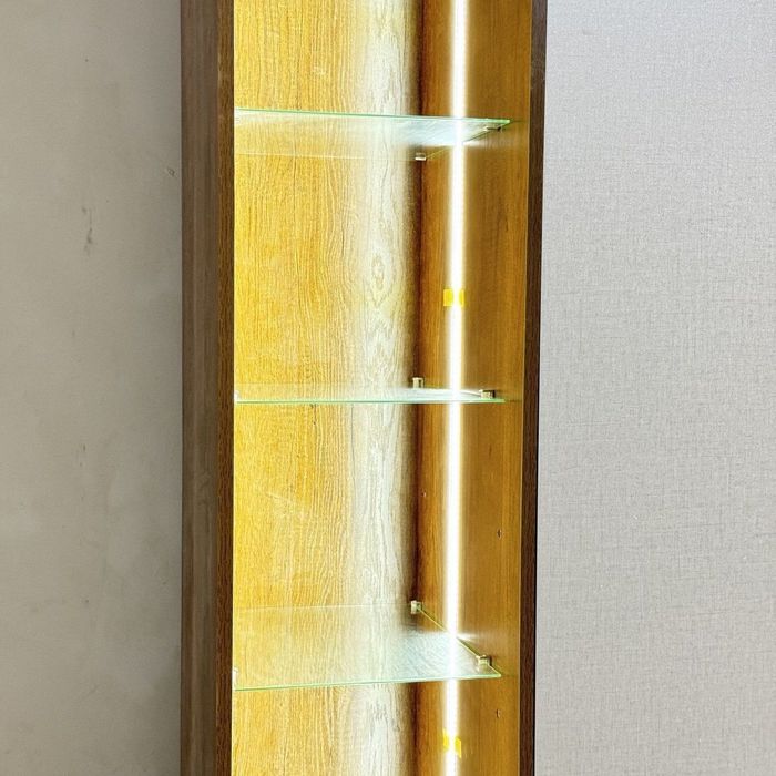 Распашной шкаф.Фабричное качество. Можно купить в рассрочку но без ски