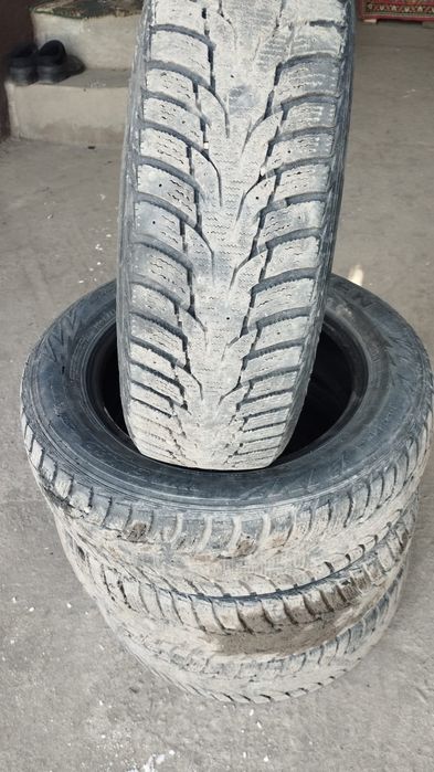 Шины на автомобиль