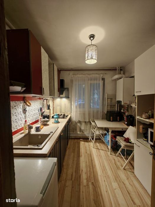 Apartament 3 camere, parter, Rahova, mobilat