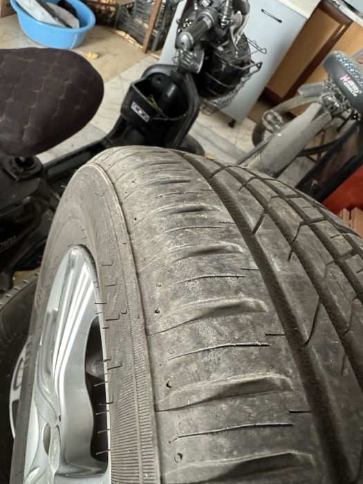 Продам диски с летней резиной