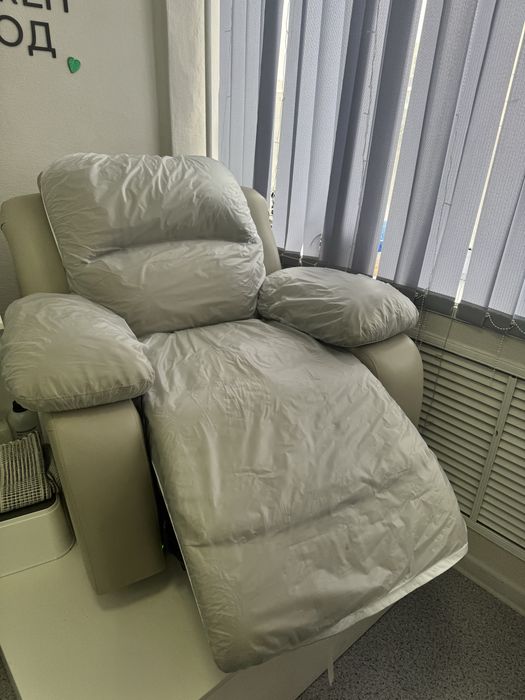 Продам реклайнер электрический