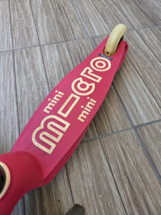 Trotineta Micro Deluxe