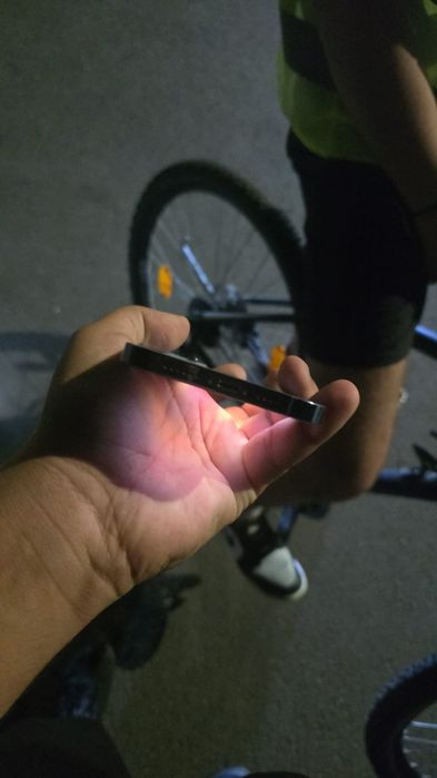 Vând IPhone 13 Pro Max