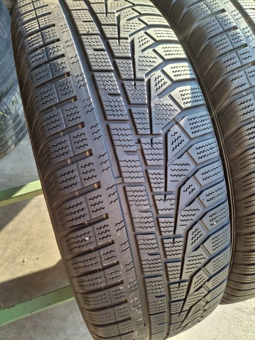 2 Anvelopele de iarnă 215 65 r17 Hankook