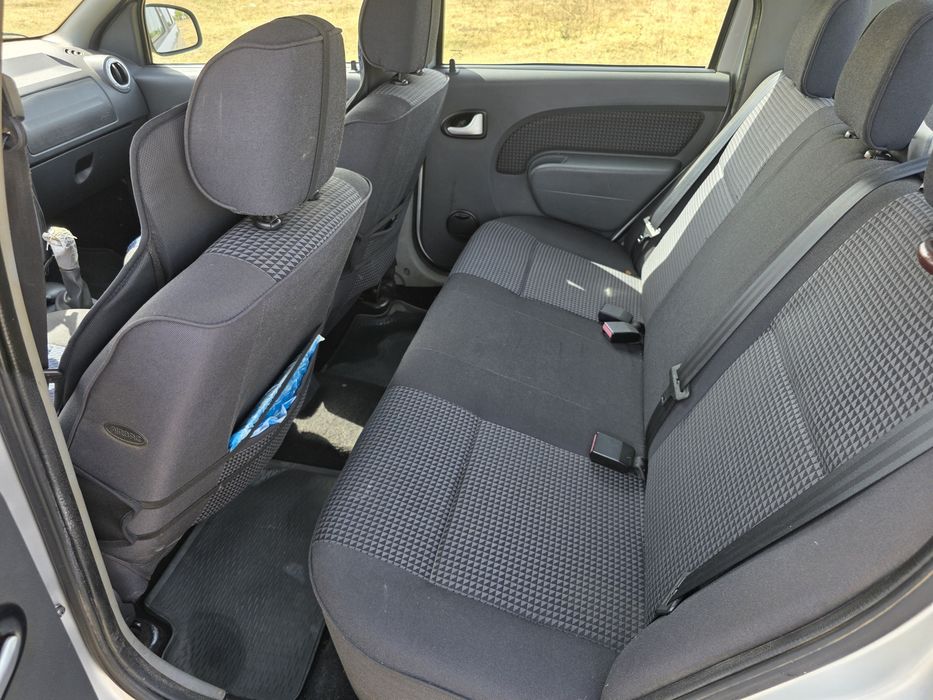 Dacia Logan 1.6, 105 CP – unic proprietar