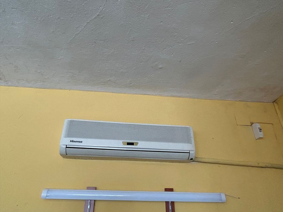 Климатик Hisense Split Type Air Conditioner