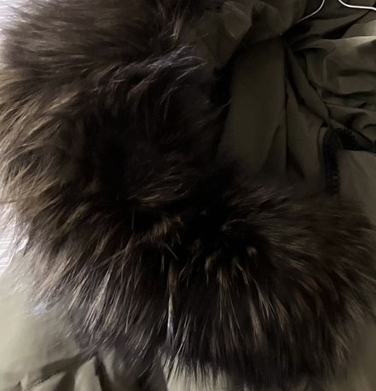 Продам новую куртку