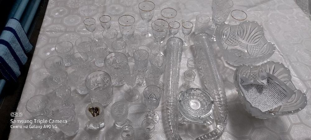 Idishlar sotiladi toza hurustal