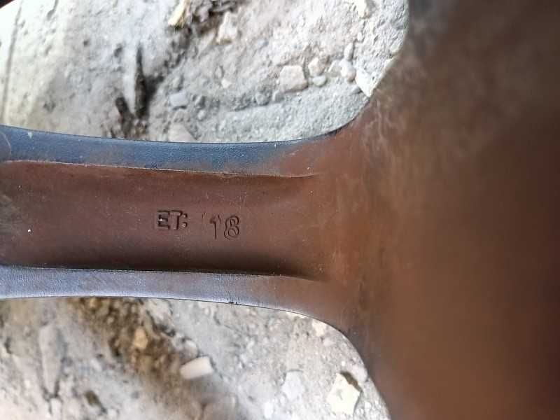 Продам оригинальные легкосплавные диски "Brock"