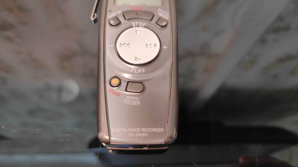 Диктофон цифровой Olympus  VN-240PC