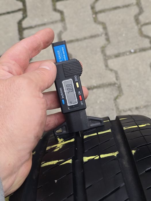 215 65 16c Continental